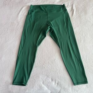 Kelly Green Women’s Sports Leggings With Pockets